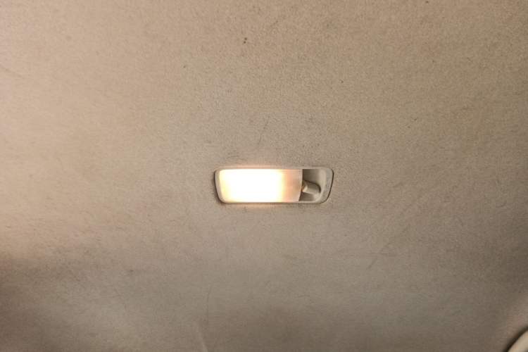 Used Nissan Sylphy 2012 Classic 1.6XE Manual Comfort Edition Headliner
