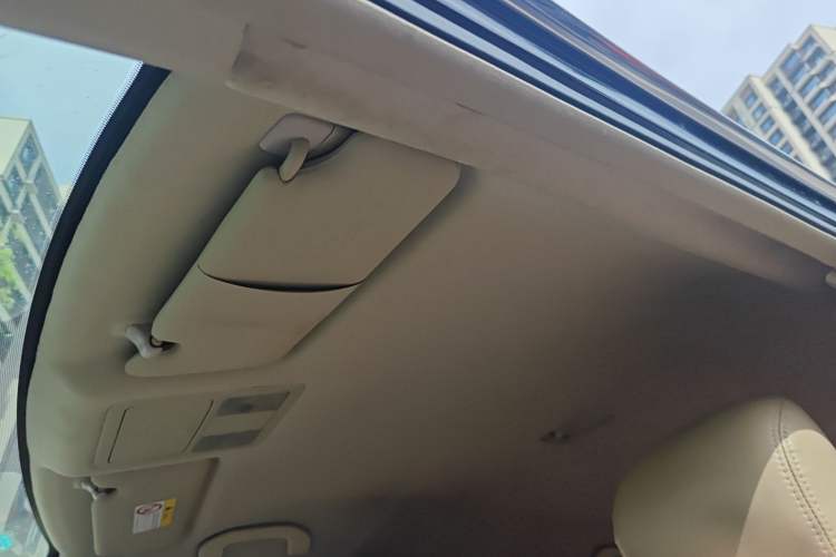 Used Nissan Sylphy 2012 Classic 1.6XE Manual Comfort Edition Headliner