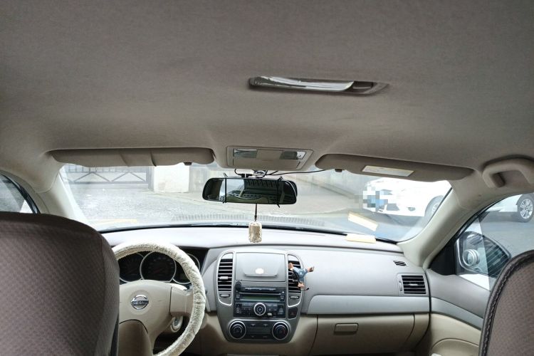 Used Nissan Sylphy 2012 Classic 1.6XE Manual Comfort Edition Headliner