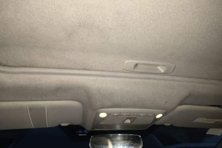 Used Nissan Sylphy 2012 1.6 XL Manual Luxury Edition Headliner