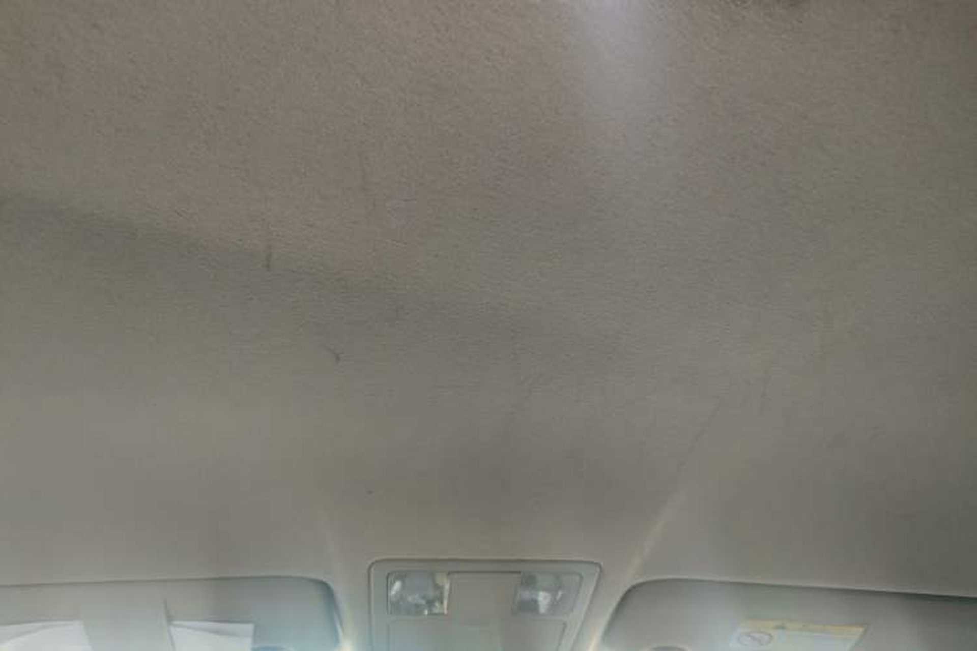 Used Nissan Sylphy 2012 Classic 1.6XE Manual Comfort Edition Headliner