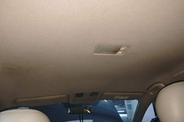 Used Nissan Sylphy 2012 Classic 1.6XE Manual Comfort Edition Headliner