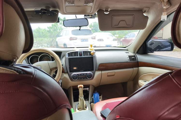 Used Nissan Sylphy 2012 Classic 1.6XE Manual Comfort Edition Headliner