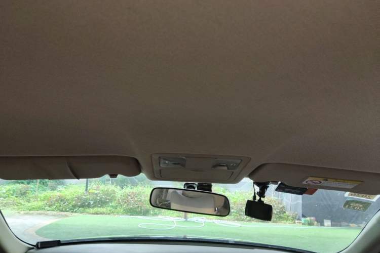 Used Nissan Sylphy 2012 Classic 1.6XE Automatic Comfort Edition Headliner
