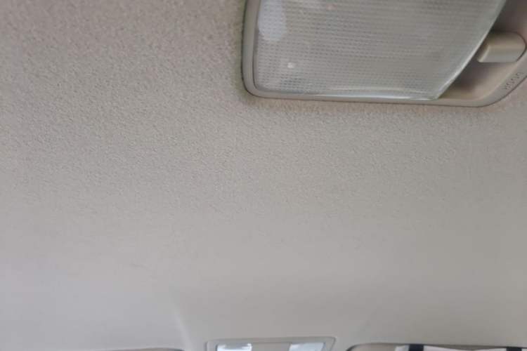 Used Nissan Sylphy 2012 Classic 1.6XE Manual Comfort Edition Headliner