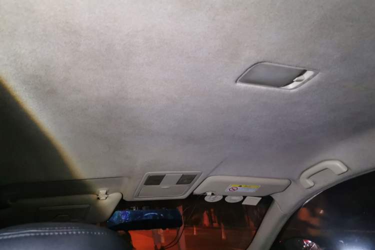 Used Nissan Sylphy 2012 Classic 1.6XE Manual Comfort Edition Headliner