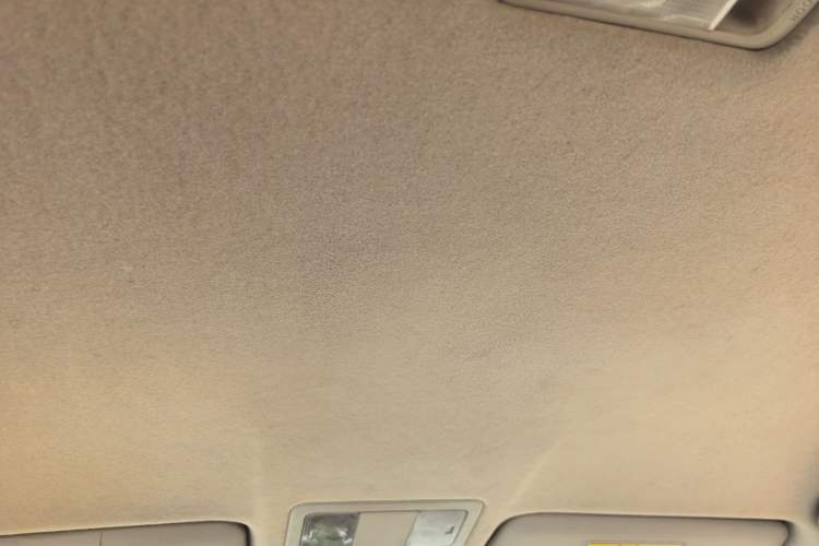 Used Nissan Sylphy 2012 Classic 1.6XE Manual Comfort Edition Headliner