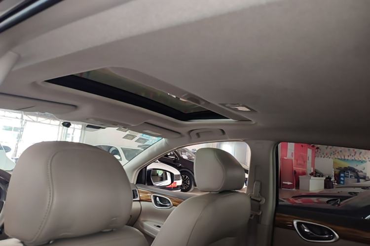 Used Nissan Sylphy 2012 1.6 XL Manual Luxury Edition Headliner