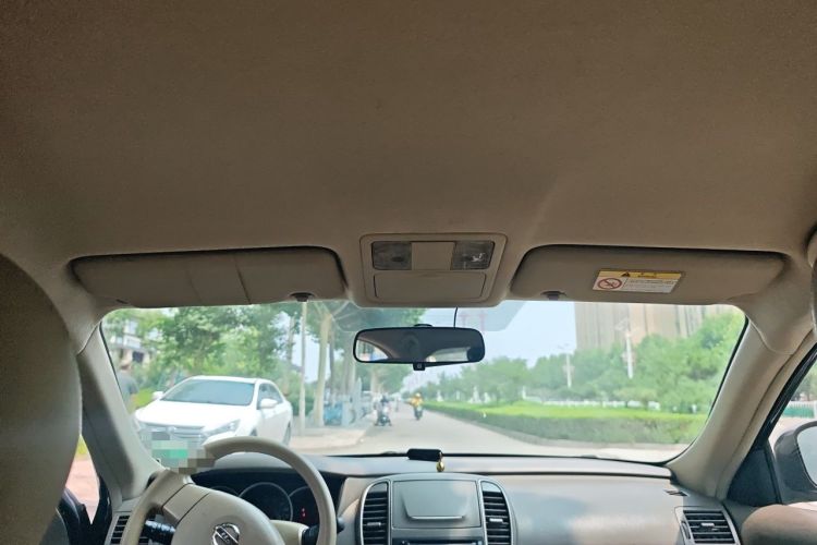 Used Nissan Sylphy 2012 Classic 1.6XE Manual Comfort Edition Headliner