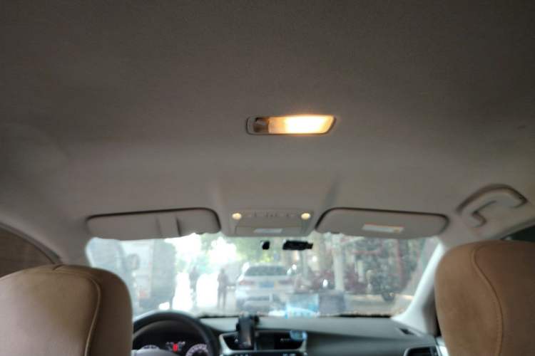 Used Nissan Sylphy 2012 1.6XE Manual Comfort Edition Headliner