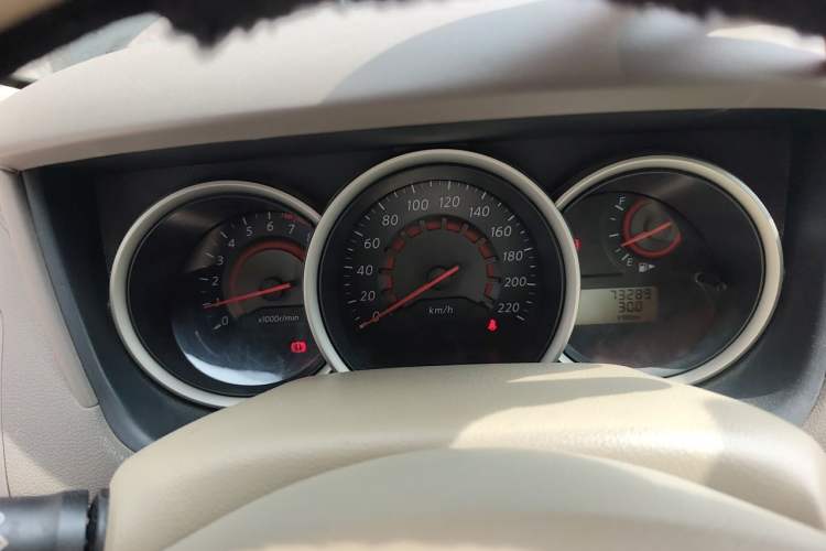 Used Nissan Sylphy 2012 Classic 1.6XE Manual Comfort Edition Instrument Cluster