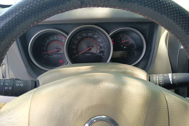 Used Nissan Sylphy 2012 Classic 1.6XE Manual Comfort Edition Instrument Cluster