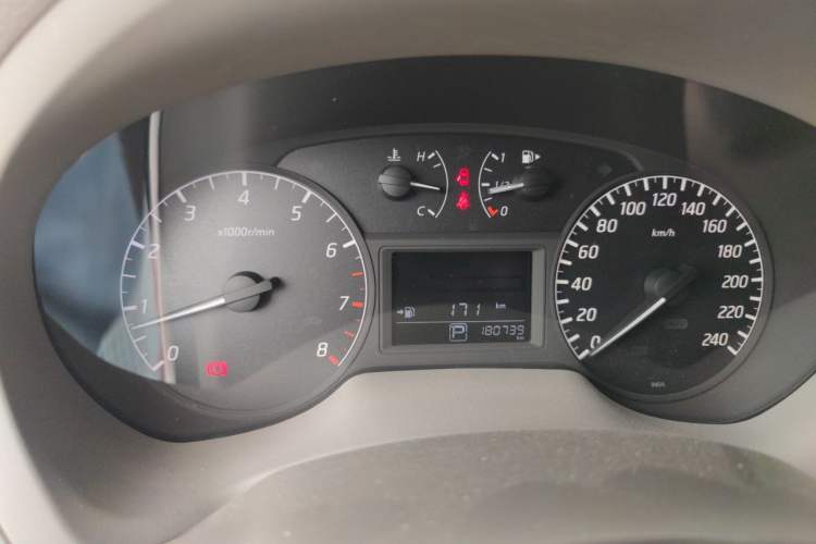 Used Nissan Sylphy 2012 1.6XE CVT Comfort Edition Instrument Cluster