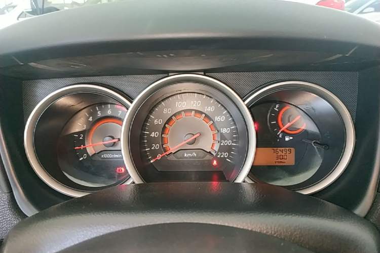 Used Nissan Sylphy 2012 Classic 1.6XE Manual Comfort Edition Instrument Cluster