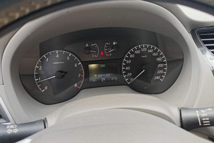 Used Nissan Sylphy 2012 1.6 XL CVT Luxury Edition Instrument Cluster