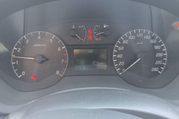 Used Nissan Sylphy 2012 1.6 XL Manual Luxury Edition Instrument Cluster