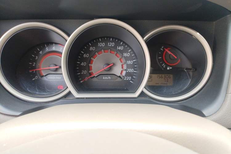Used Nissan Sylphy 2012 Classic 1.6XE Automatic Comfort Edition Instrument Cluster