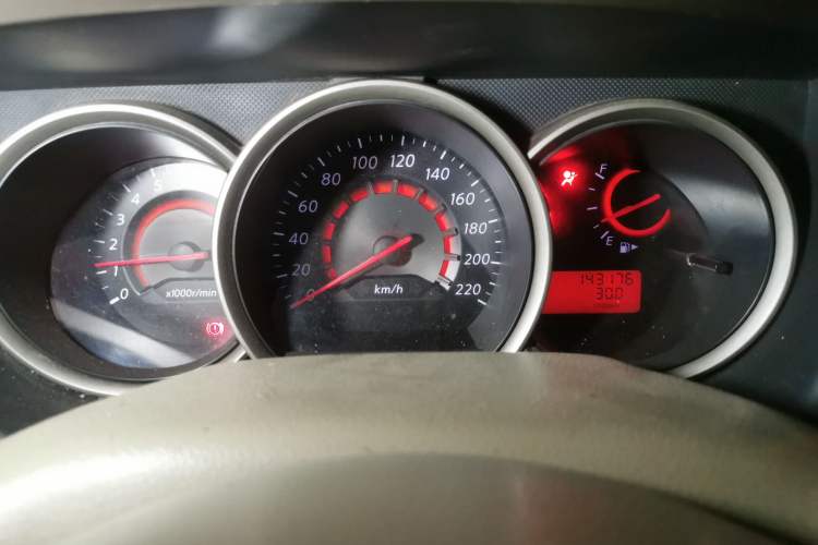 Used Nissan Sylphy 2012 Classic 1.6XE Manual Comfort Edition Instrument Cluster
