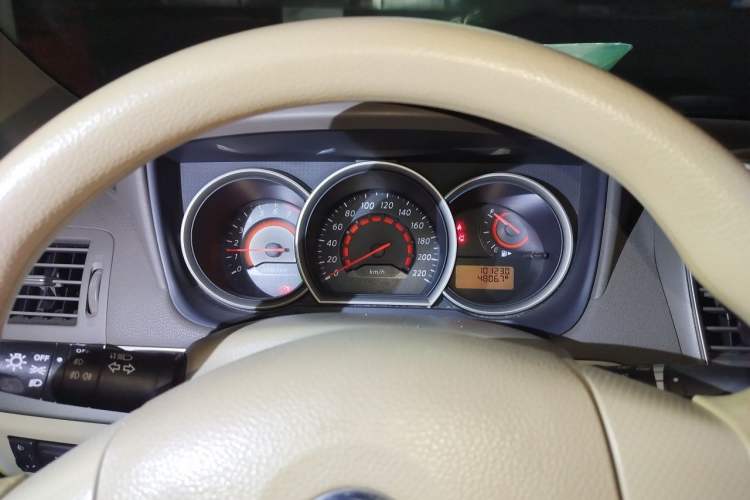 Used Nissan Sylphy 2012 Classic 1.6XE Manual Comfort Edition Instrument Cluster