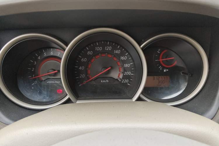 Used Nissan Sylphy 2012 Classic 1.6XE Manual Comfort Edition Instrument Cluster