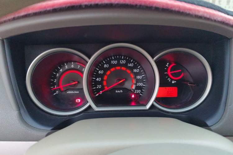 Used Nissan Sylphy 2012 Classic 1.6XE Manual Comfort Edition Instrument Cluster