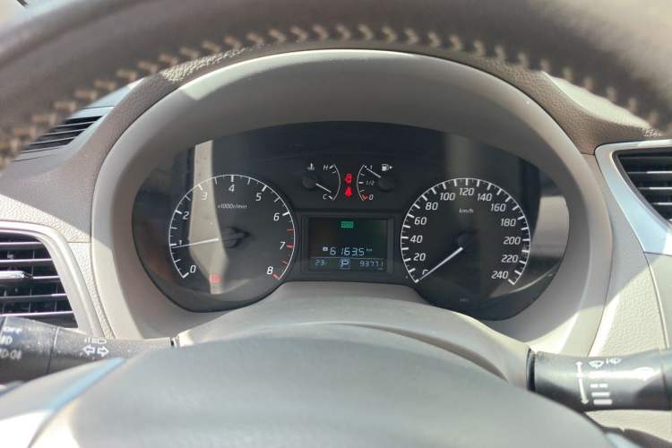 Used Nissan Sylphy 2012 1.6 XL CVT Luxury Edition Instrument Cluster