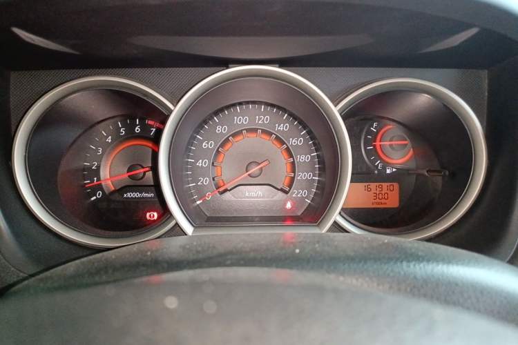 Used Nissan Sylphy 2012 Classic 1.6XE Manual Comfort Edition Instrument Cluster