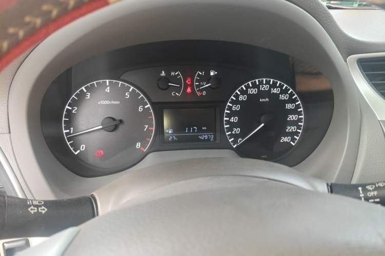 Used Nissan Sylphy 2012 1.6 XL Manual Luxury Edition Instrument Cluster