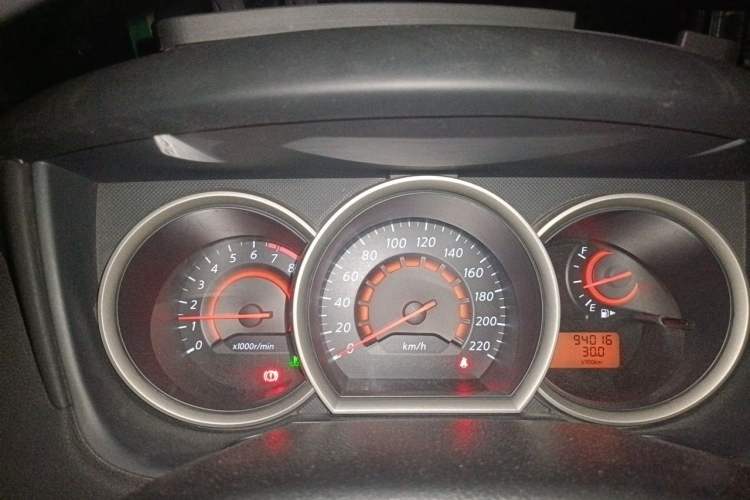 Used Nissan Sylphy 2012 Classic 1.6XE Manual Comfort Edition Instrument Cluster