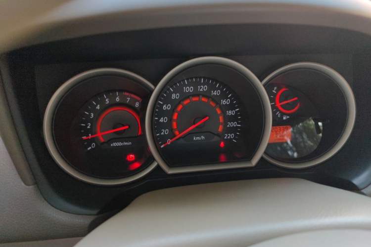 Used Nissan Sylphy 2012 Classic 1.6XE Automatic Comfort Edition Instrument Cluster