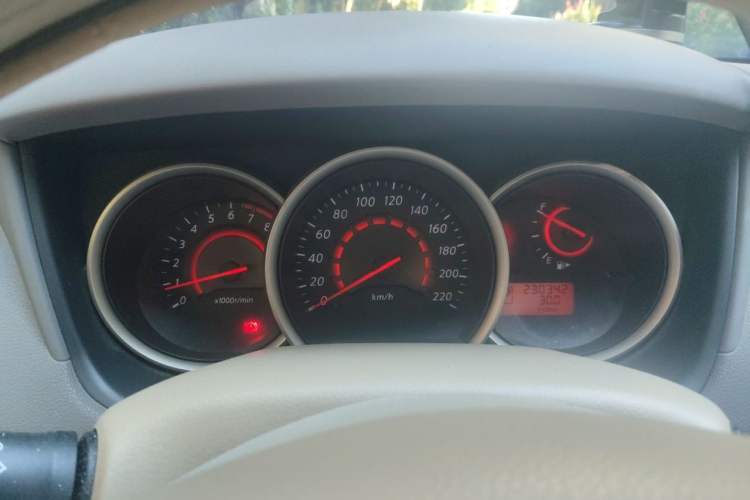 Used Nissan Sylphy 2012 Classic 1.6XE Automatic Comfort Edition Instrument Cluster