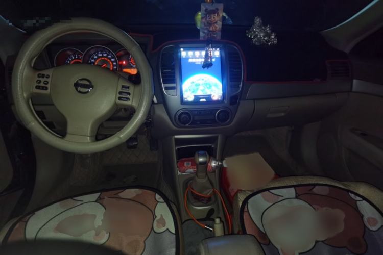 Used Nissan Sylphy 2012 Classic 1.6XE Manual Comfort Edition Interior 2