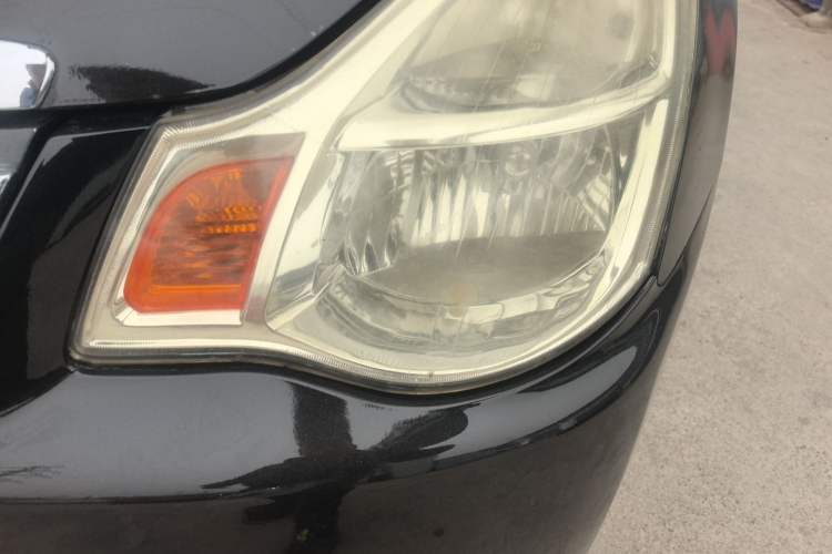 Used Nissan Sylphy 2012 Classic 1.6XE Manual Comfort Edition Left Front Headlight