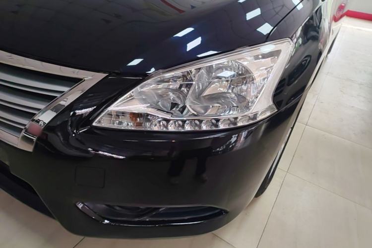 Used Nissan Sylphy 2012 1.6 XL Manual Luxury Edition Left Front Headlight