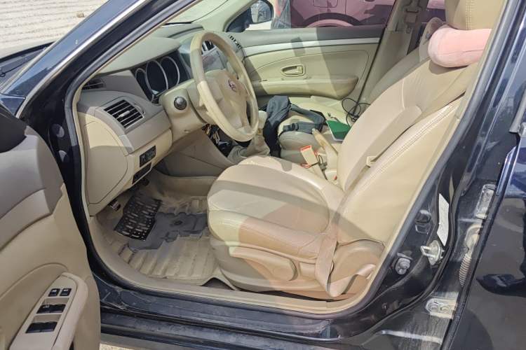 Used Nissan Sylphy 2012 Classic 1.6XE Manual Comfort Edition Left Front Seat