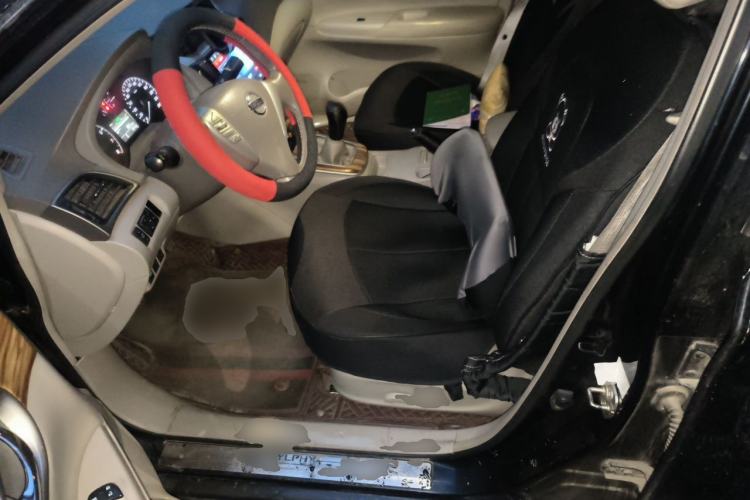 Used Nissan Sylphy 2012 1.6 XL Manual Luxury Edition Left Front Seat