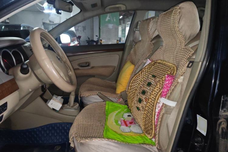Used Nissan Sylphy 2012 Classic 1.6XE Manual Comfort Edition Left Front Seat