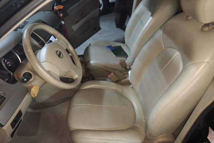 Used Nissan Sylphy 2012 Classic 1.6XE Manual Comfort Edition Left Front Seat