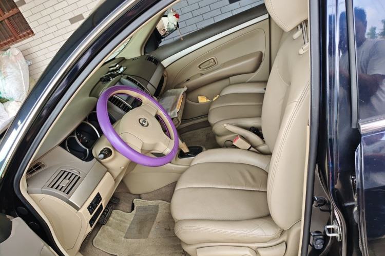 Used Nissan Sylphy 2012 Classic 1.6 XL Automatic Luxury Edition Left Front Seat