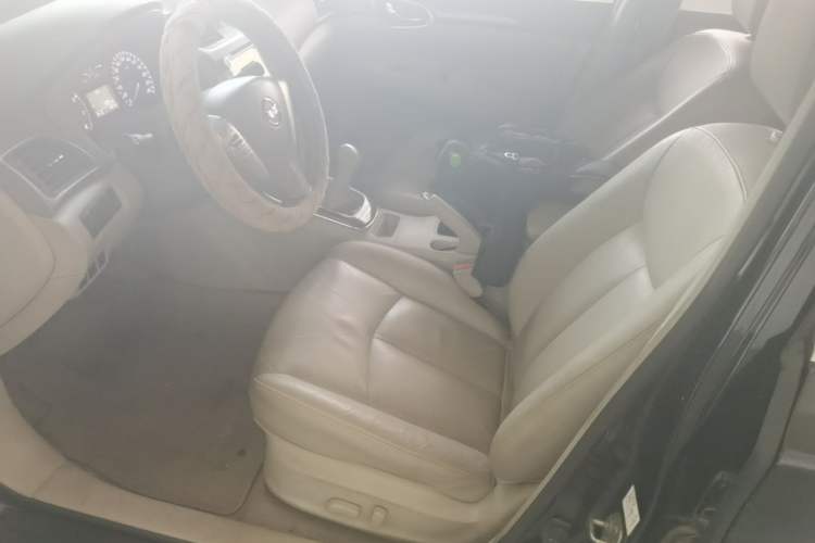 Used Nissan Sylphy 2012 1.6 XL Manual Luxury Edition Left Front Seat