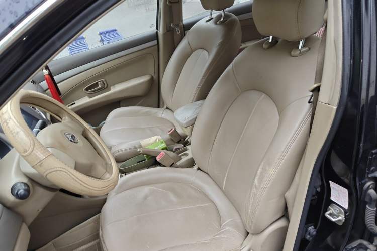 Used Nissan Sylphy 2012 Classic 1.6XE Automatic Comfort Edition Left Front Seat