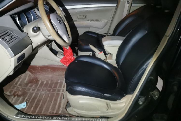 Used Nissan Sylphy 2012 Classic 1.6XE Manual Comfort Edition Left Front Seat