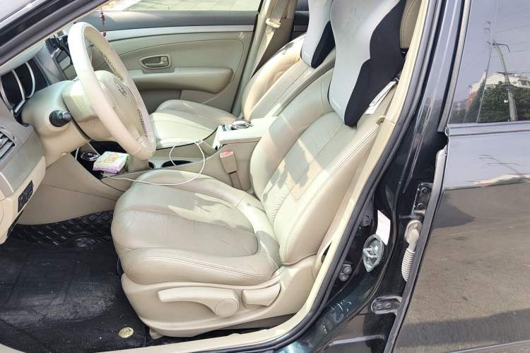 Used Nissan Sylphy 2012 Classic 1.6XL Manual Luxury Edition Left Front Seat