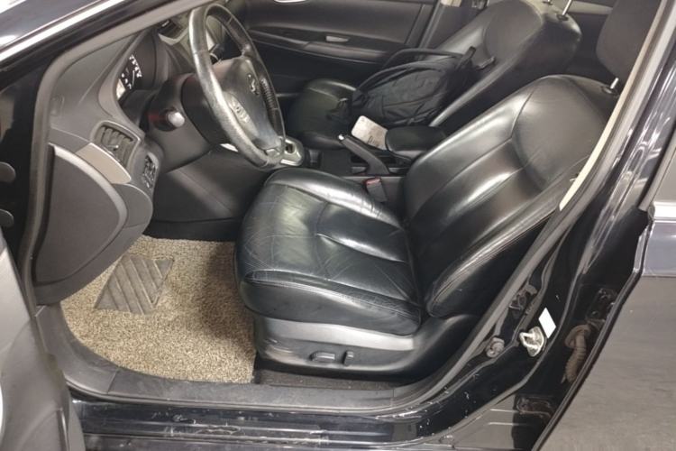 Used Nissan Sylphy 2012 1.6 XL CVT Luxury Edition Left Front Seat
