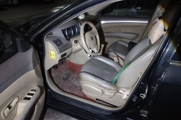 Used Nissan Sylphy 2012 Classic 1.6XE Manual Comfort Edition Left Front Seat