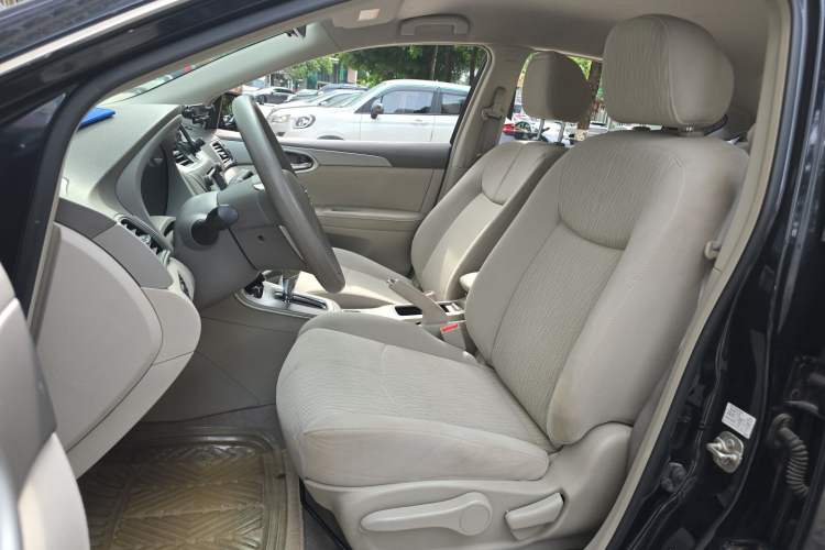 Used Nissan Sylphy 2012 1.6XE CVT Comfort Edition Left Front Seat