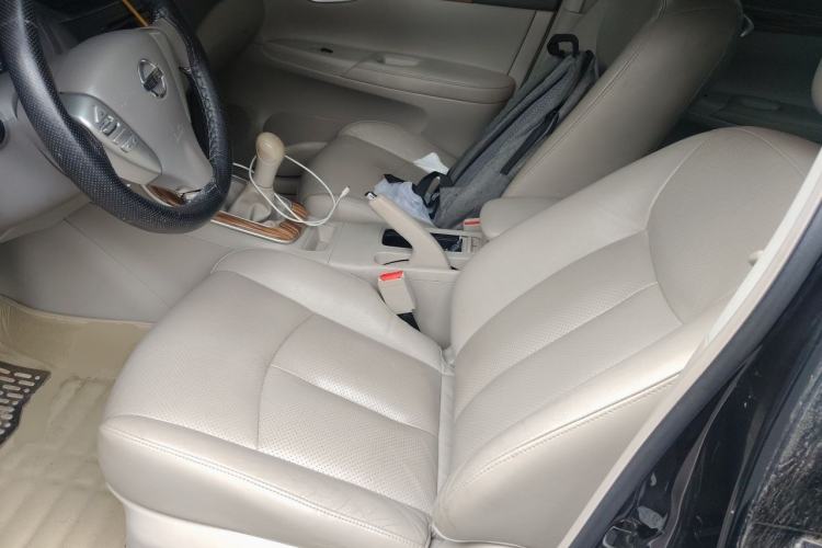 Used Nissan Sylphy 2012 1.6 XL Manual Luxury Edition Left Front Seat