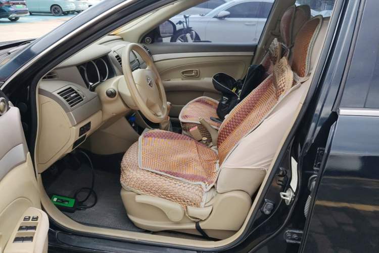 Used Nissan Sylphy 2012 Classic 1.6XE Manual Comfort Edition Left Front Seat