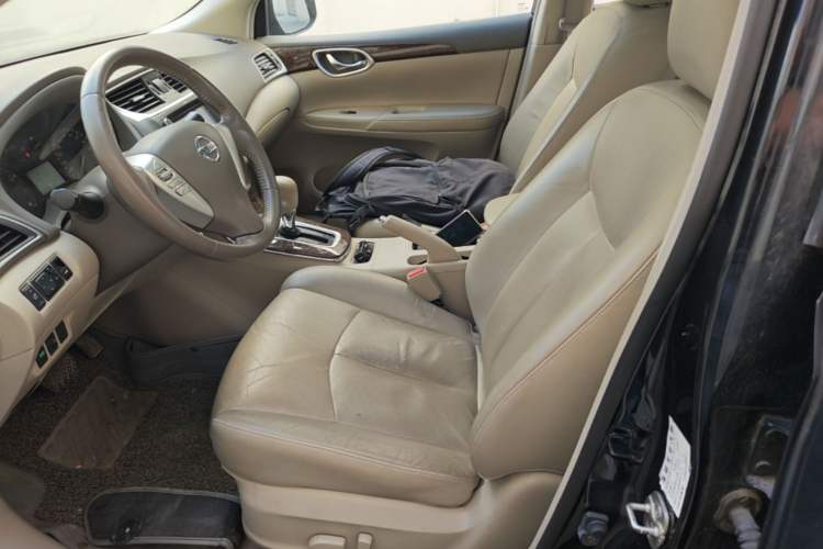 Used Nissan Sylphy 2012 1.6 XL CVT Luxury Edition Left Front Seat