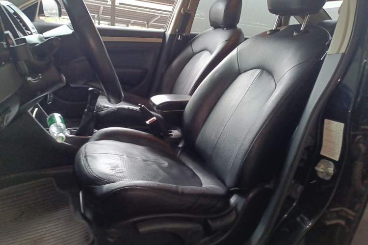 Used Nissan Sylphy 2012 Classic 1.6XE Manual Comfort Edition Left Front Seat